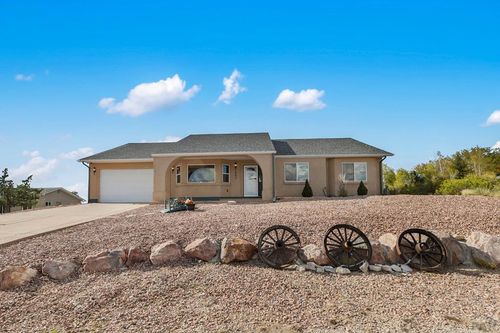 865 S Harmony Dr, Pueblo West, CO, 81007-2632 | Card Image