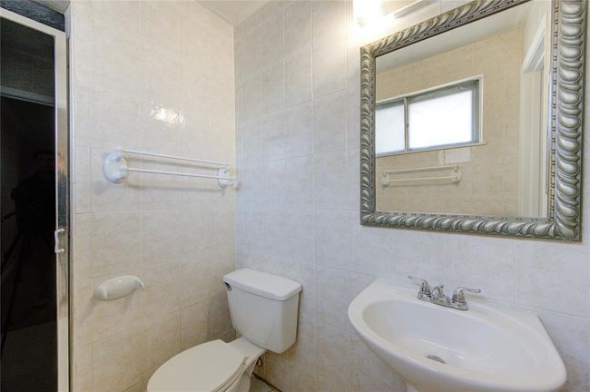 11222 Langdon Ln, House other with 4 bedrooms, 2 bathrooms and null parking in Houston TX | Image 30