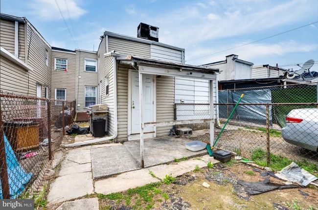 235 Maple St, Townhouse with 2 bedrooms, 2 bathrooms and null parking in READING PA | Image 18