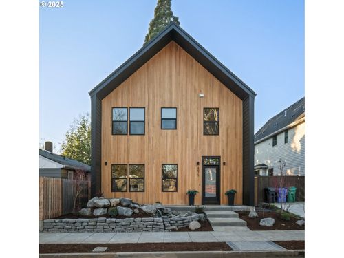 4975 Se 50th Ave, Portland, OR, 97206-4943 | Card Image