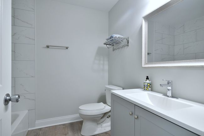 D - 5177 Coventry Ln, Condo with 2 bedrooms, 2 bathrooms and 1 parking in Gurnee IL | Image 25