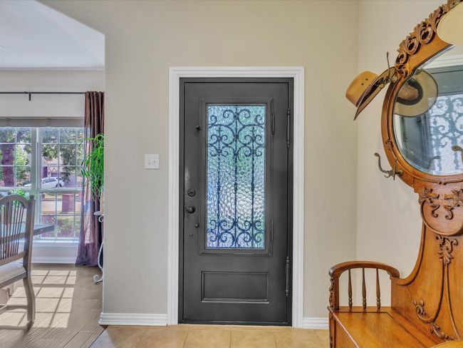 8645 Running River Ln, House other with 3 bedrooms, 2 bathrooms and null parking in Fort Worth TX | Image 8