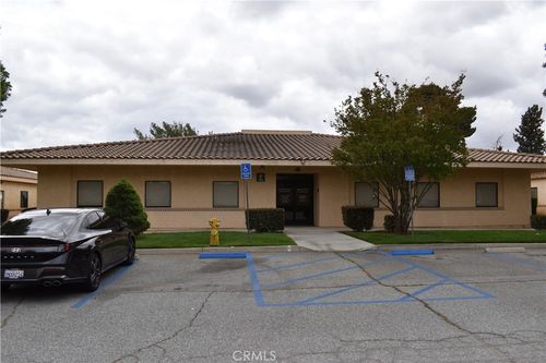 bldg-4-264 N Highland Springs Ave, Banning, CA, 92220-3084 | Card Image