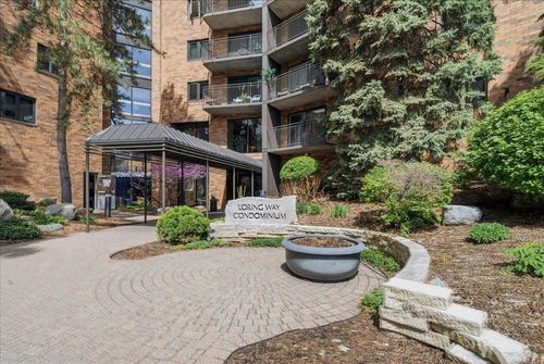 222-210 W Grant St, Minneapolis, MN, 55403-2243 | Card Image