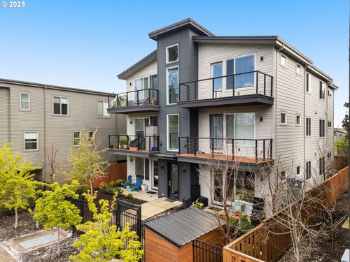 7070 N Montana Ave, Portland, OR, 97217-5476 | Card Image