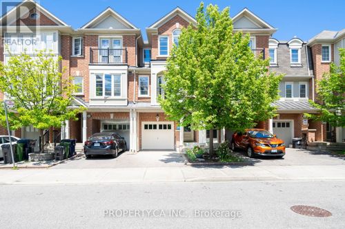 34 Ferguson St, Scarborough, ON, M1L0C2 | Card Image