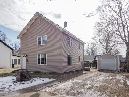 210 Cedar St, Paw Paw, MI, 49079-1109 | Card Image
