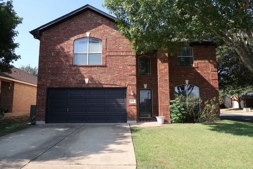 2016 Melissa Oaks Ln, Austin, TX, 78744-7958 | Card Image