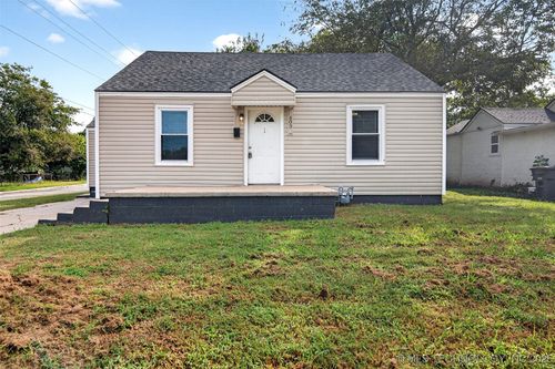 403 S 72nd East Ave, Tulsa, OK, 74112-1917 | Card Image