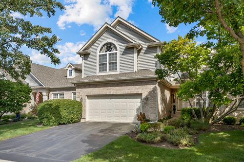 3891-3891 Willow View Dr, Lake In The Hills, IL, 60156-4672 | Card Image