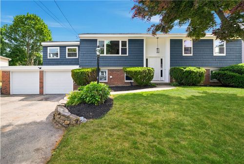 25 Stoneham St, Cranston, RI, 02920-1624 | Card Image