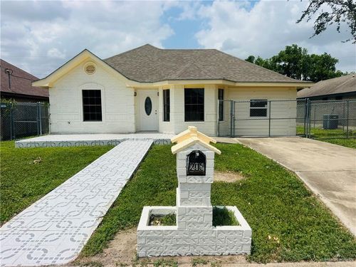 203 Encino Dr, San Juan, TX, 78589-4122 | Card Image