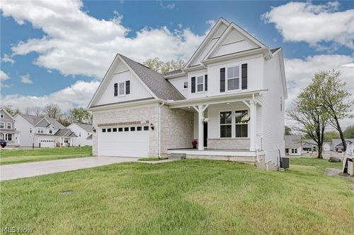 7796 Clydesdale Drive, Mentor, OH, 44060 | Card Image