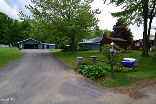 1029 Camp Ave, Broadalbin, NY, 12025-2732 | Card Image
