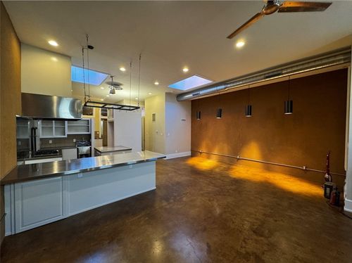 ste-c-104 S Beaton St, Corsicana, TX, 75110-5204 | Card Image