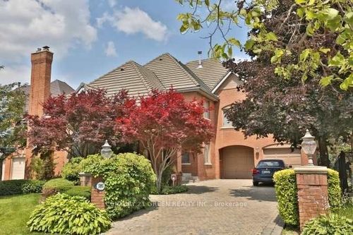 5095 Forest Hill Dr, Mississauga, ON, L5M5A2 | Card Image