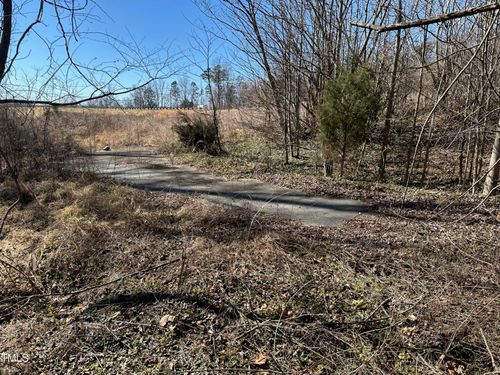 3990 Freeman Park Ct, Walkertown, NC, 27051-9661 | Card Image