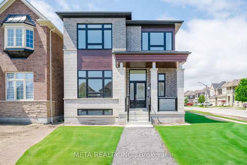 1 Mountainside Cres, Whitby, ON, L1R0P5 | Card Image