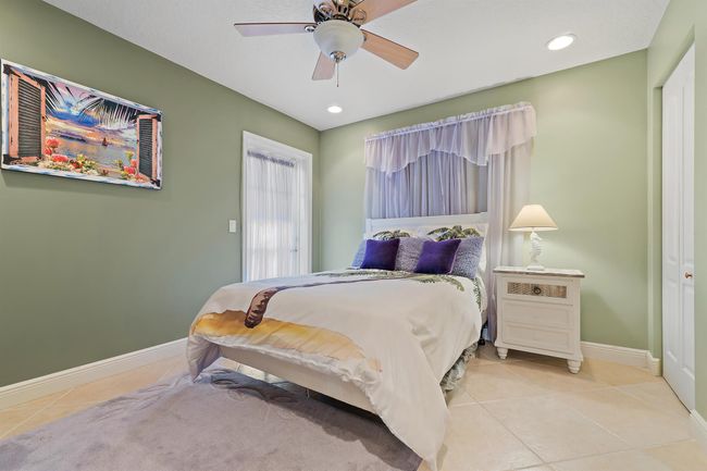 815 Sw Rustic Cir, House other with 3 bedrooms, 2 bathrooms and null parking in Stuart FL | Image 13