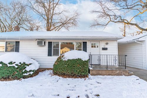 751 Hanson Ave, Perth Amboy, NJ, 08861-2451 | Card Image