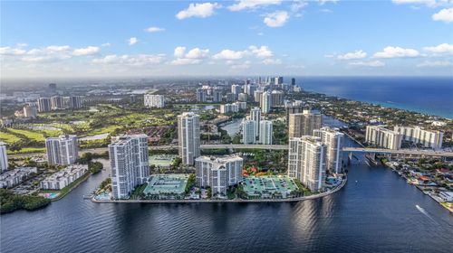 apt-2304-19195 Mystic Pointe Dr, Aventura, FL, 33180-4509 | Card Image