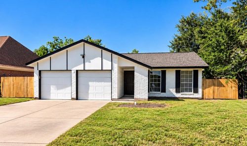 7214 Whippoorwill Ln, Texas City, TX, 77591-3550 | Card Image