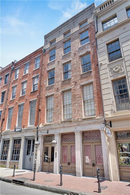 405-220 Decatur St, New Orleans, LA, 70130-1213 | Card Image