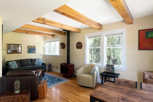 3-753 Pemberton Rd, Victoria, BC, V8S3R3 | Card Image