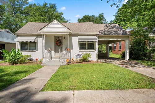 421 S 12th Ave, Hattiesburg, MS, 39401-6236 | Card Image