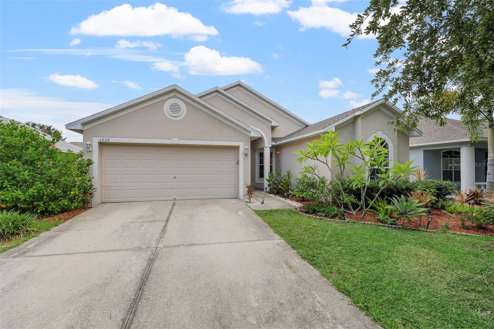 Sean Wood Cir, Brandon, FL 33510