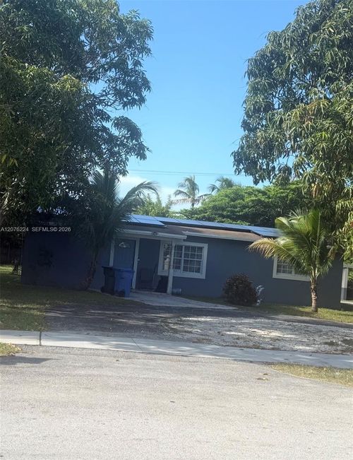 607 Nw 42nd St, Oakland Park, FL, 33309-5044 | Card Image