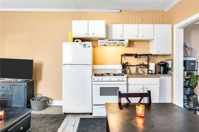 132 Pidge Ave, Home with 3 bedrooms, 3 bathrooms and null parking in Pawtucket RI | Image 13