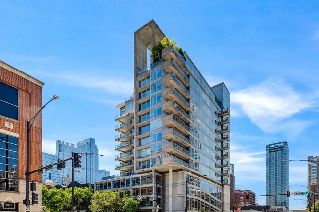 APT-503 - 201 W Grand Ave, Condo with 2 bedrooms, 2 bathrooms and 1 parking in CHICAGO IL | Image 23