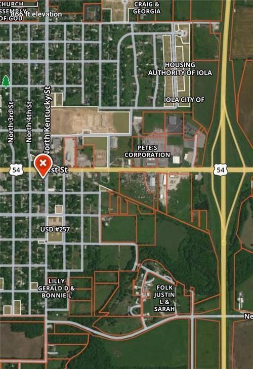 1119 East St, Iola, KS, 66749-3025 | Card Image