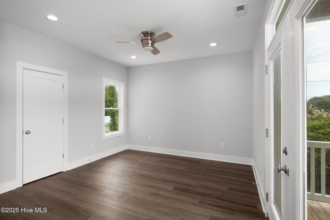 B - 1374 Salter Path Rd, House other with 2 bedrooms, 4 bathrooms and 1 parking in Salter Path NC | Image 25