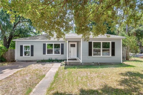 401 Dunn St, Bryan, TX, 77801-3406 | Card Image