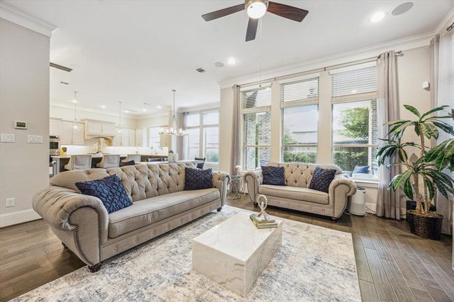 8325 Barberry Branch St, House other with 5 bedrooms, 5 bathrooms and 2 parking in Houston TX | Image 11
