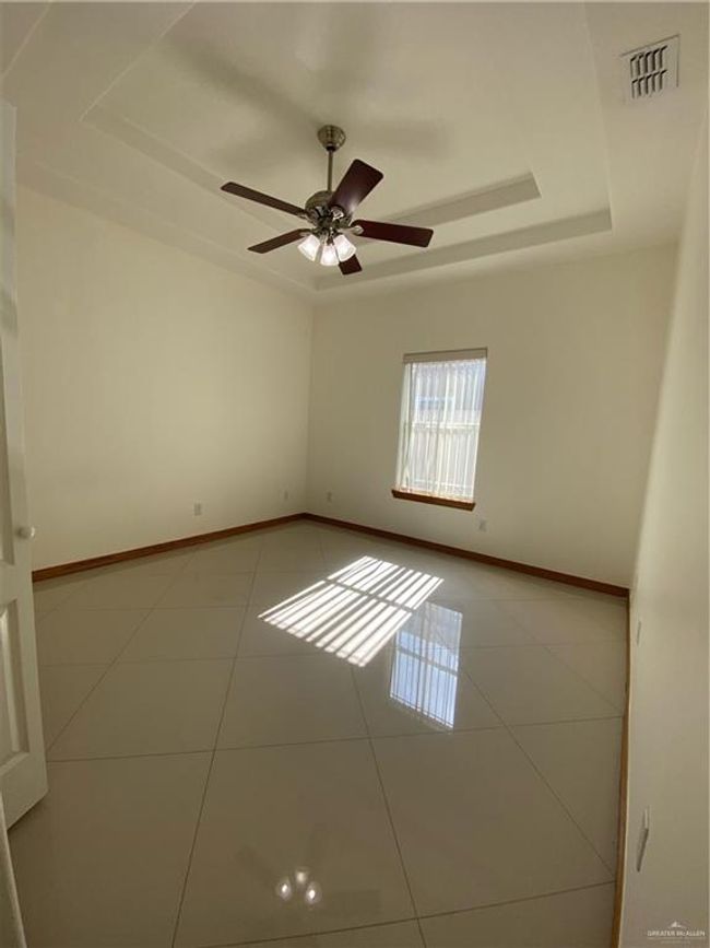 1911 Sebastian St, House other with 3 bedrooms, 3 bathrooms and 3 parking in Mission TX | Image 9
