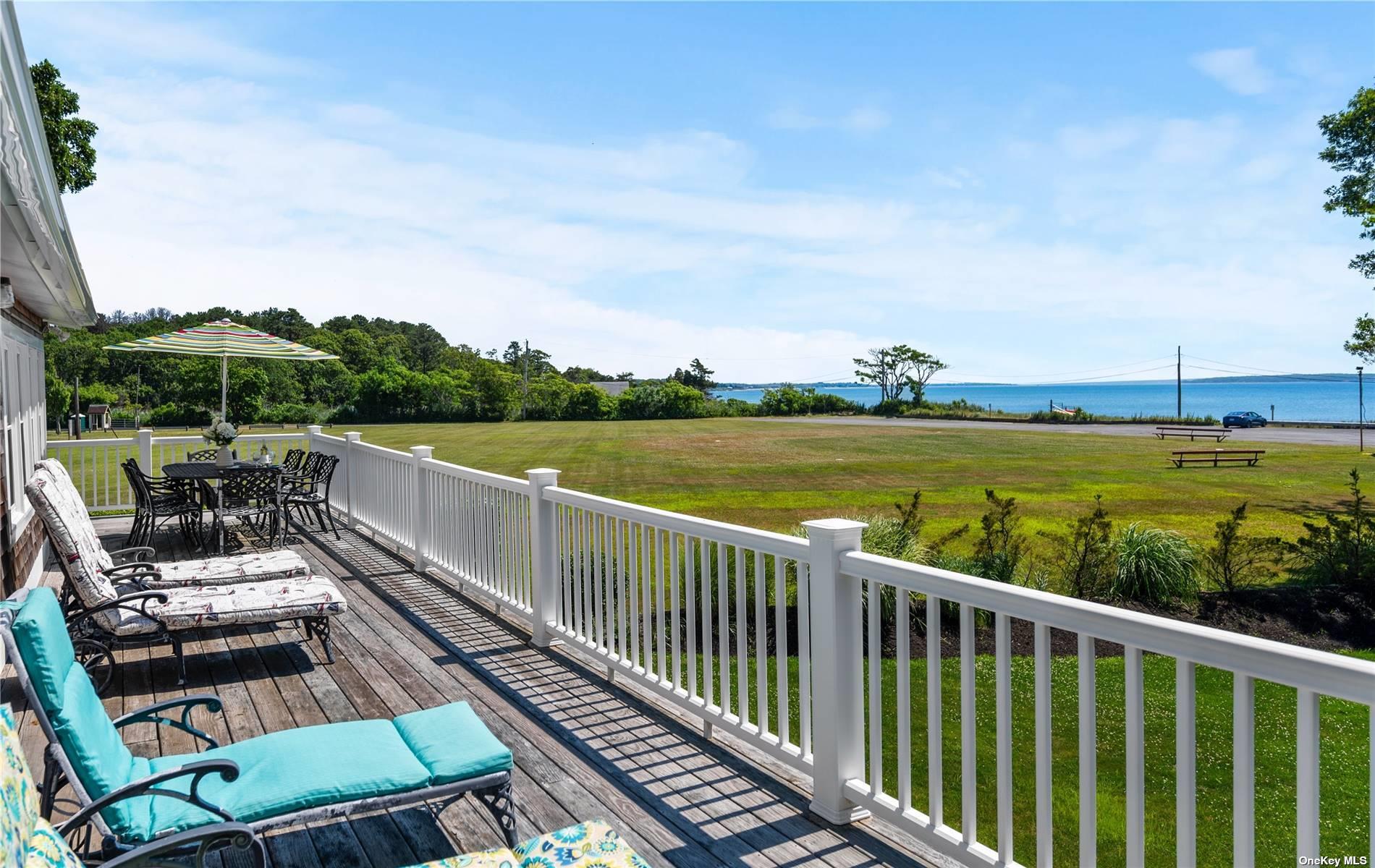 Great Peconic Bay Blvd, Laurel, NY 11948