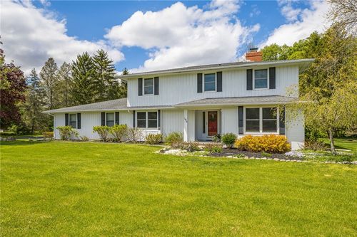 190 Drumlin View Dr, Mendon, NY, 14506-9707 | Card Image
