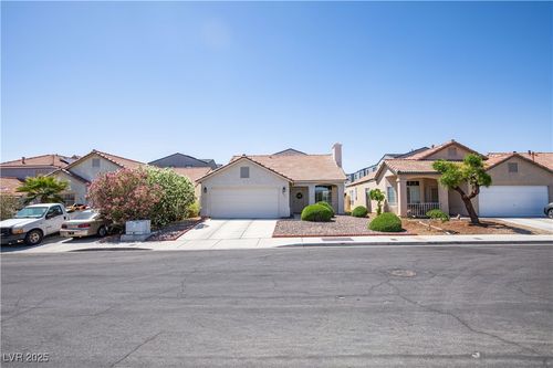 8437 Cinnamon Hill Ave, Las Vegas, NV, 89129-6861 | Card Image
