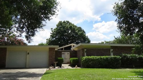 8310 Hastings, San Antonio, TX, 78239-2833 | Card Image