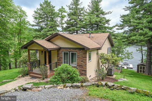 113 Paradise Ln, OAKLAND, MD, 21550-7314 | Card Image
