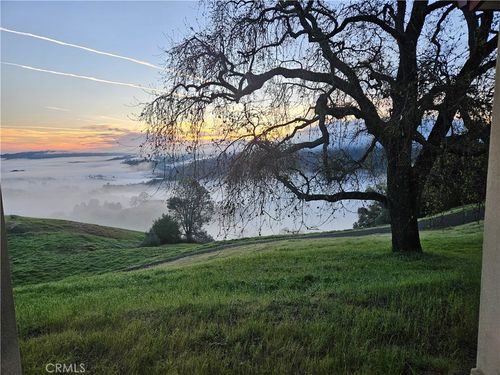 1115 Cypress Mountain Dr, Paso Robles, CA, 93446-9708 | Card Image