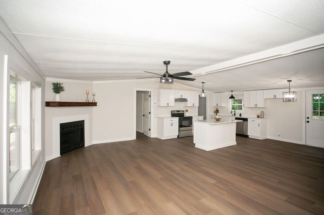 216 Howard Rd, House other with 3 bedrooms, 2 bathrooms and null parking in BARNESVILLE GA | Image 5