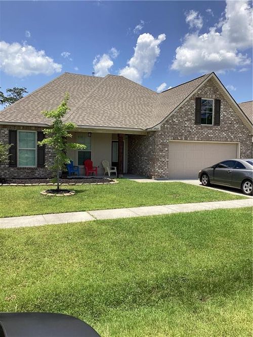 39615 Fairhope Drive, Ponchatoula, LA, 70454 | Card Image