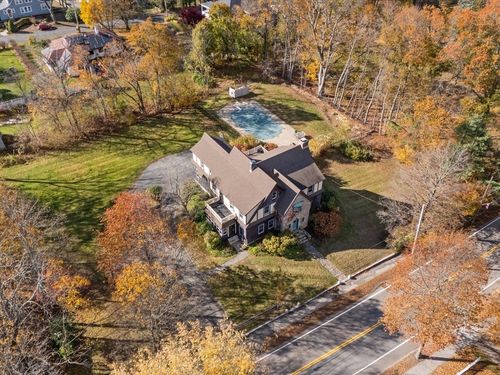 17 Worcester St, Grafton, MA, 01519-1140 | Card Image