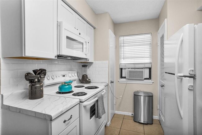 4006 Blalock Rd, Home with 3 bedrooms, 2 bathrooms and null parking in Houston TX | Image 28