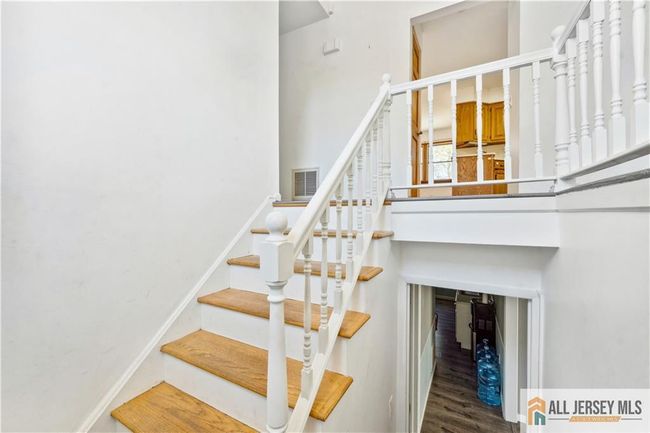 4 Barkley Ct, House other with 4 bedrooms, 3 bathrooms and null parking in MONMOUTH JUNCTION NJ | Image 4