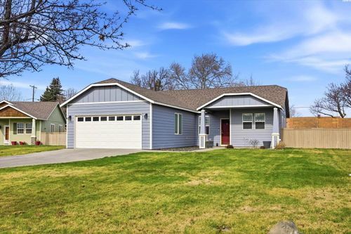 5808 W 11th Ave, Kennewick, WA, 99338 | Card Image